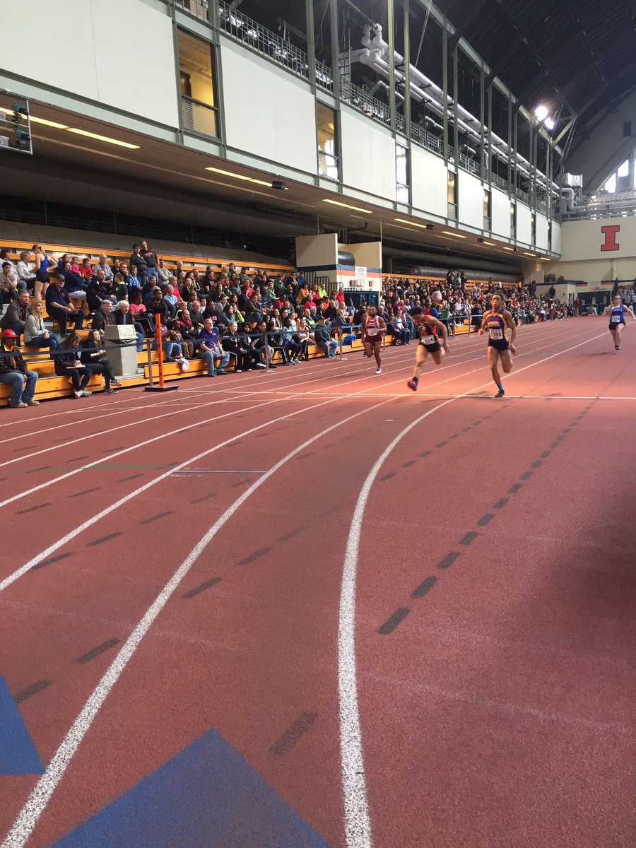 LADYASTROSTRACK's tweet photo. Day-Sha Tillman takes down another school record in the 60 meter dash with a time of 8.03!!! @DayTillman https://t.co/Y9DgPlkxhy