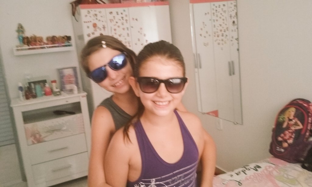 LanaGoetz's tweet photo. Eu e a mana https://t.co/HR4raEAFxI