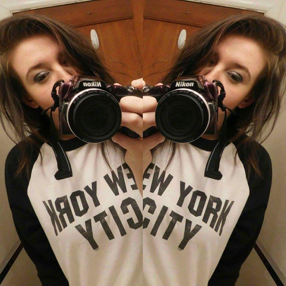partyfoul_'s tweet photo. Just a girl, interrupted. https://t.co/26nYCMxvNJ