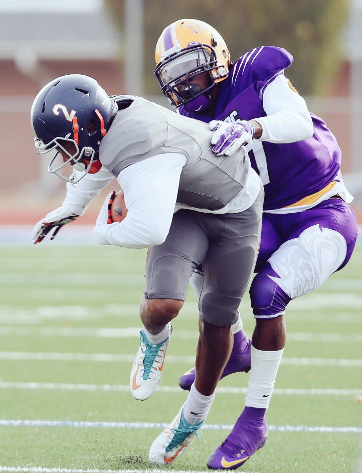 JUCOFFrenzy's tweet photo. Memphis is targeting 2017 (@DC3Football ) JUCO DB @quandreko Dreko Statham
HL https://t.co/q7tj6214Uy https://t.co/VwD1trqNbk