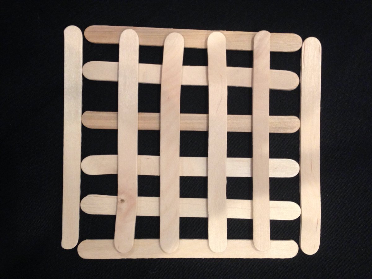 EmilieWisner's tweet photo. 55 squares. Can you find them all? #fsdmaker https://t.co/YwNGlGoIx8