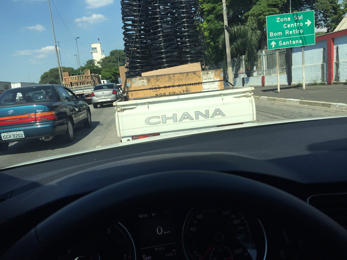 alanzoka's tweet photo. Tem uma chana na minha frente https://t.co/VsPsHVKyqE