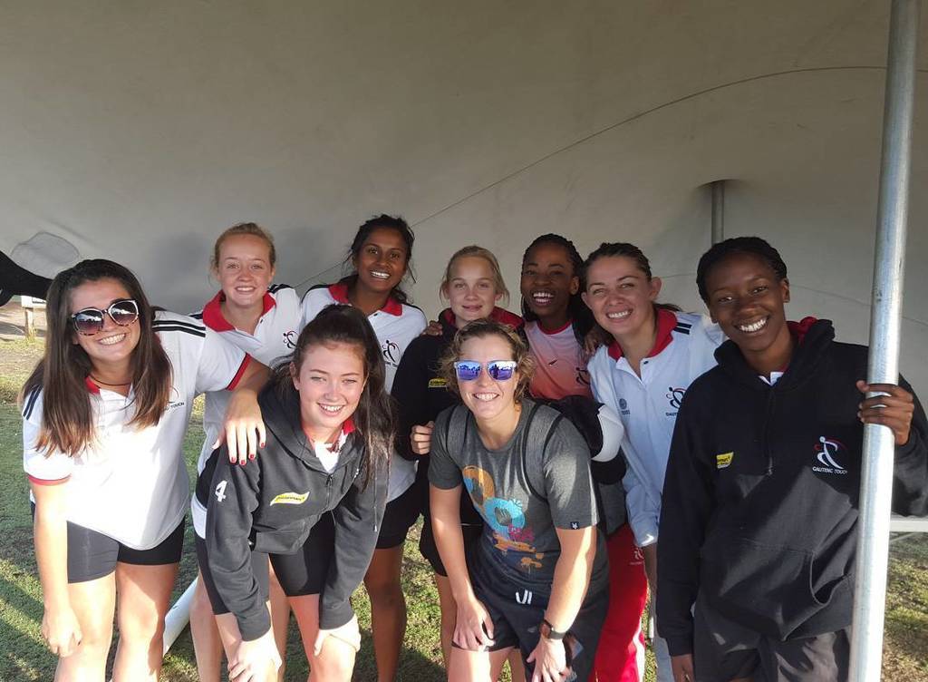 GautengTouch's tweet photo. The ladies 1st pic before they go do some running. #SIPT2016 #IPTs #gautengtouch #touchies # https://t.co/Wb855Q6v2g