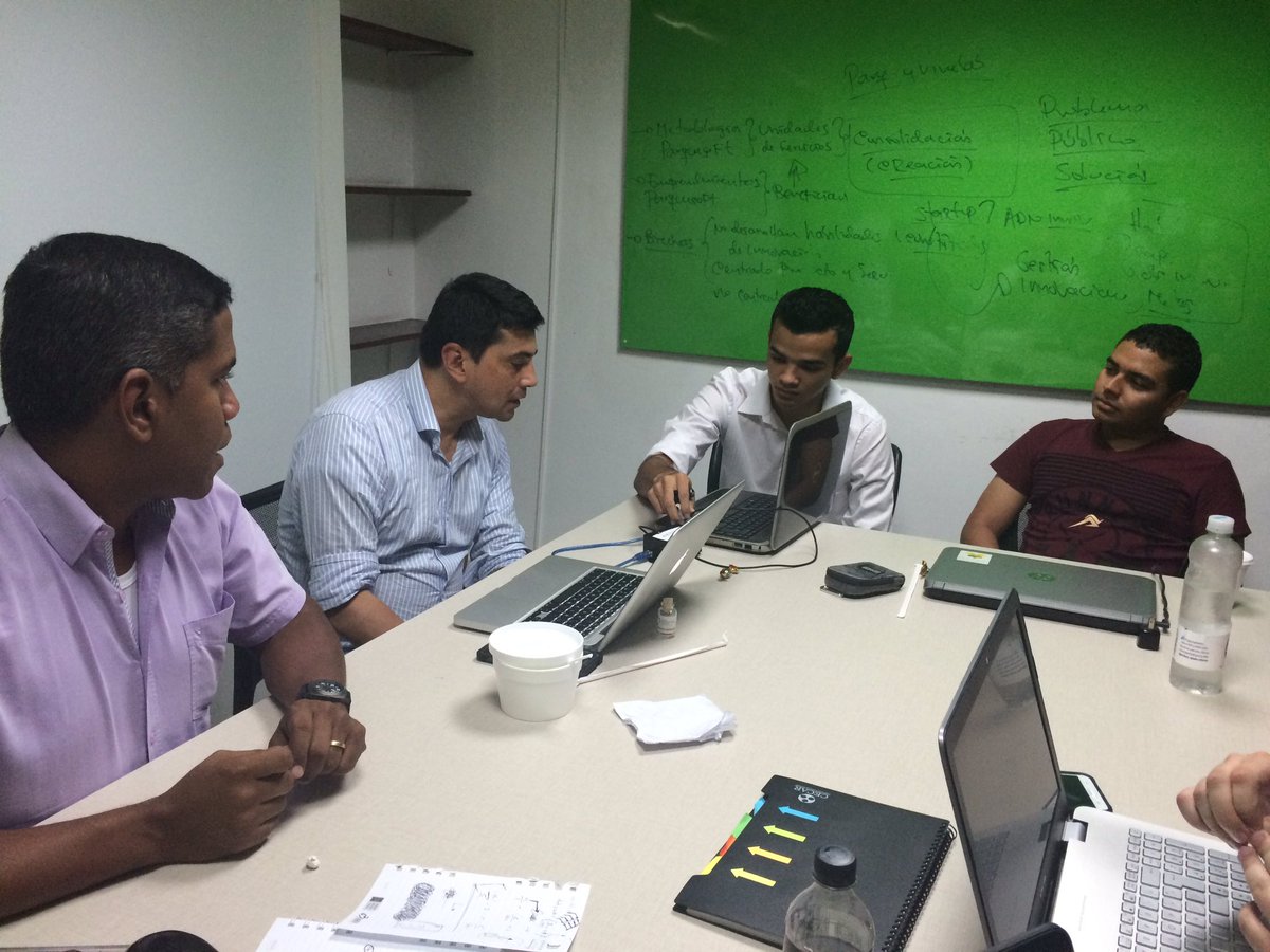 AppscoMacondo's tweet photo. En #Sincelejo @GanogyCo es seguridad y confianza. @Ministerio_TIC @AppsCo haciendo seguimiento con @manuelpachon https://t.co/Q07pMQuOQZ