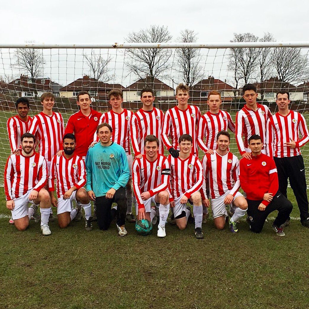 RebeccaVHarris's tweet photo. Hull-York medics about to beat @LivUni medics @Harrisiner @leowatton @LewisWarnock1 #NAMS2016 https://t.co/DOqlfz6n4i