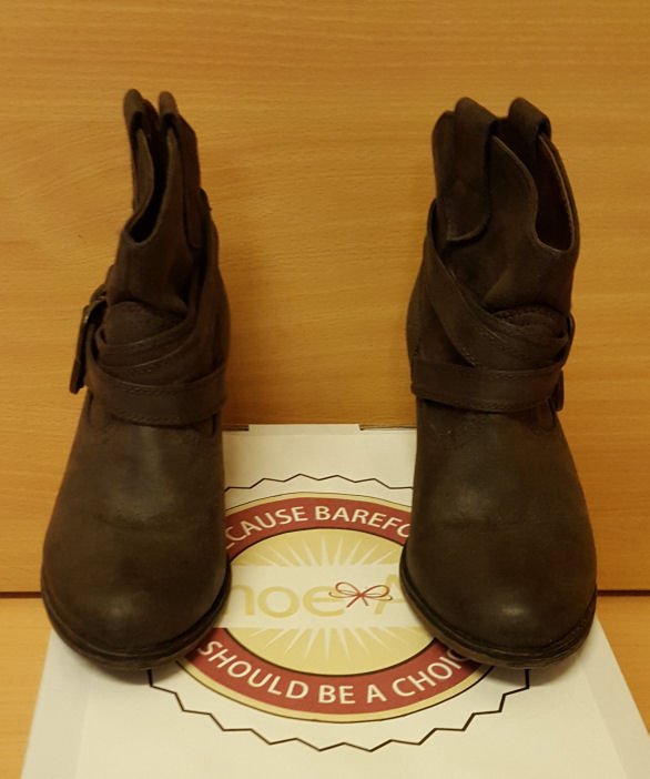 BargainShoeCo's tweet image. Bid for these fab boots sent to us by @RealGeorgiaT currently at £25
Place your bid here.
shoeaid.co.uk/auction.html