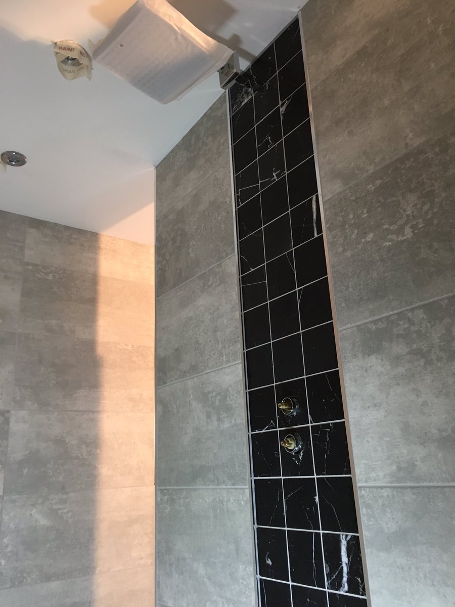 dmuttentiling's tweet image. Wet room completed this week with @BALtiling micromax gunsmoke grout and @GenesisAPS bright silver trim! #tiling