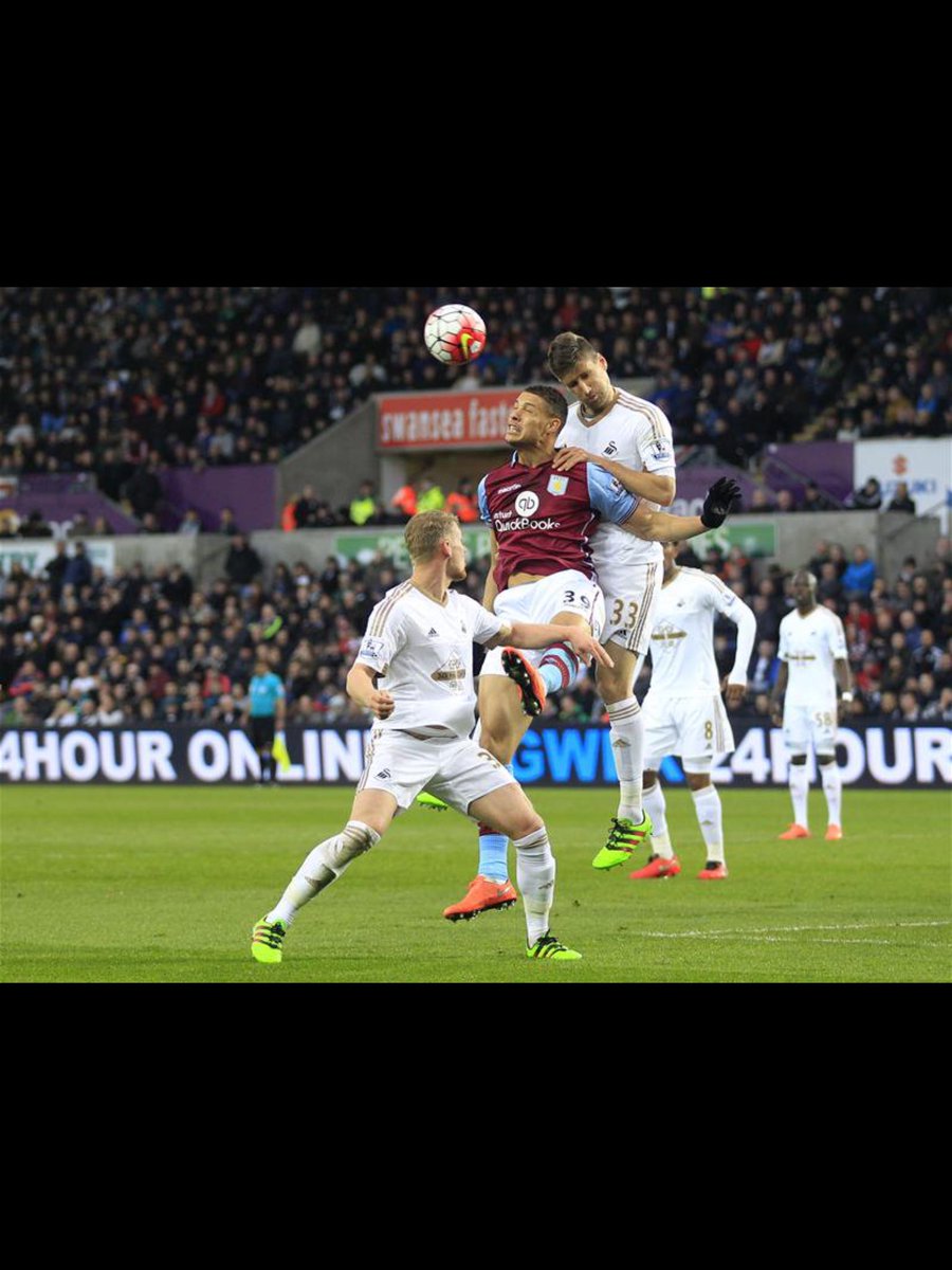 LetsTalkAVFC's tweet photo. Some action photos from the half, here at the break... https://t.co/GGiT1Ys88G