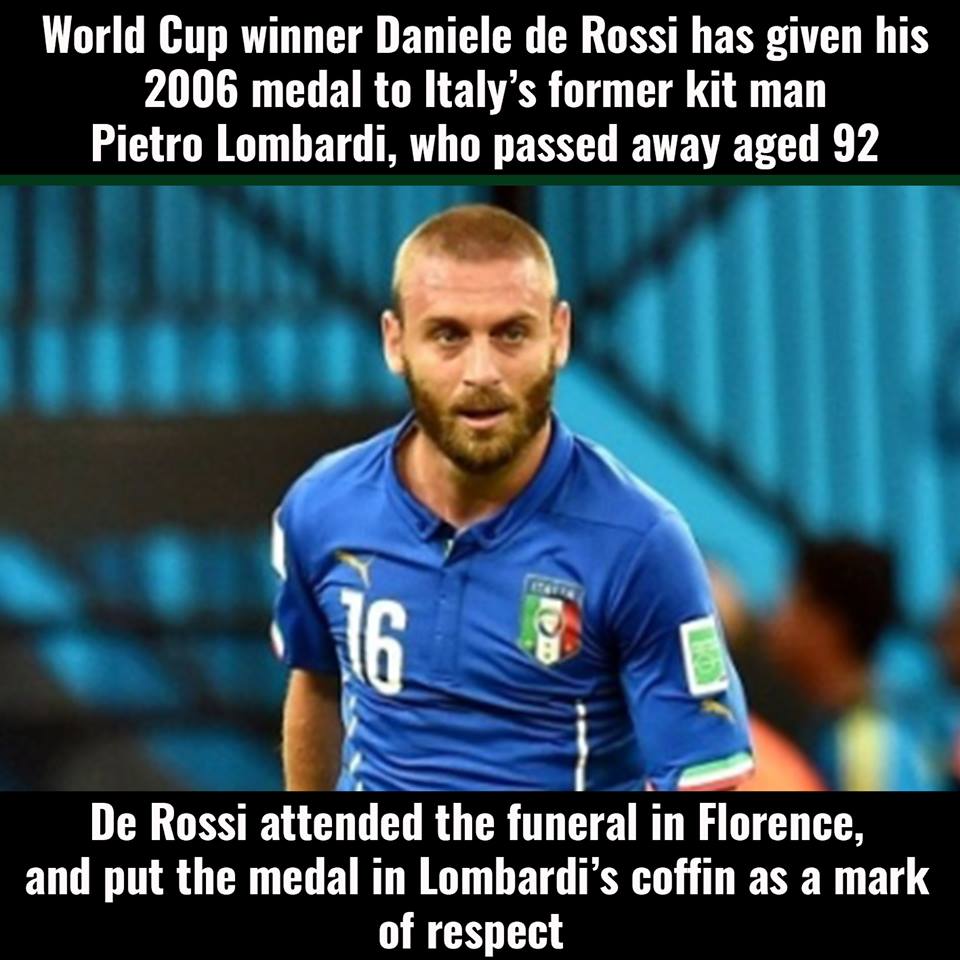 RemarksFootball's tweet photo. Respect! https://t.co/gfGfS1aXF2