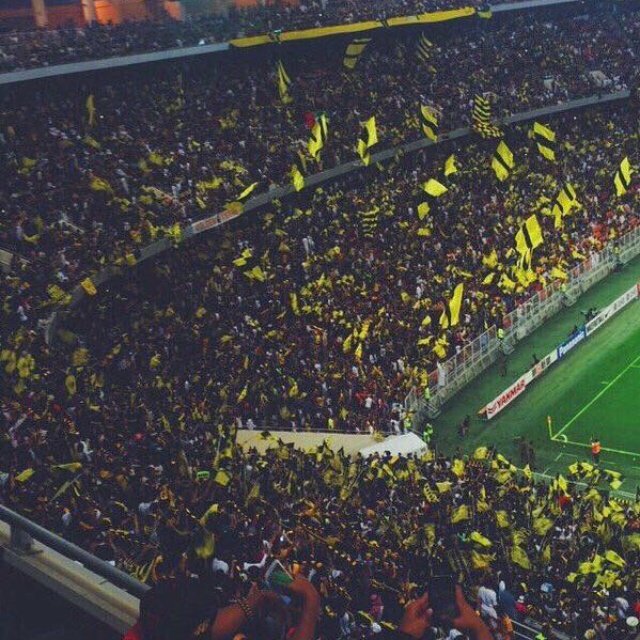 الله يصبرنا بس ع العاهات اللي بالفريق