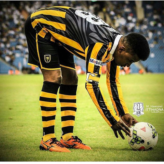 ي نور المحبين ي نور الهناء💔💔