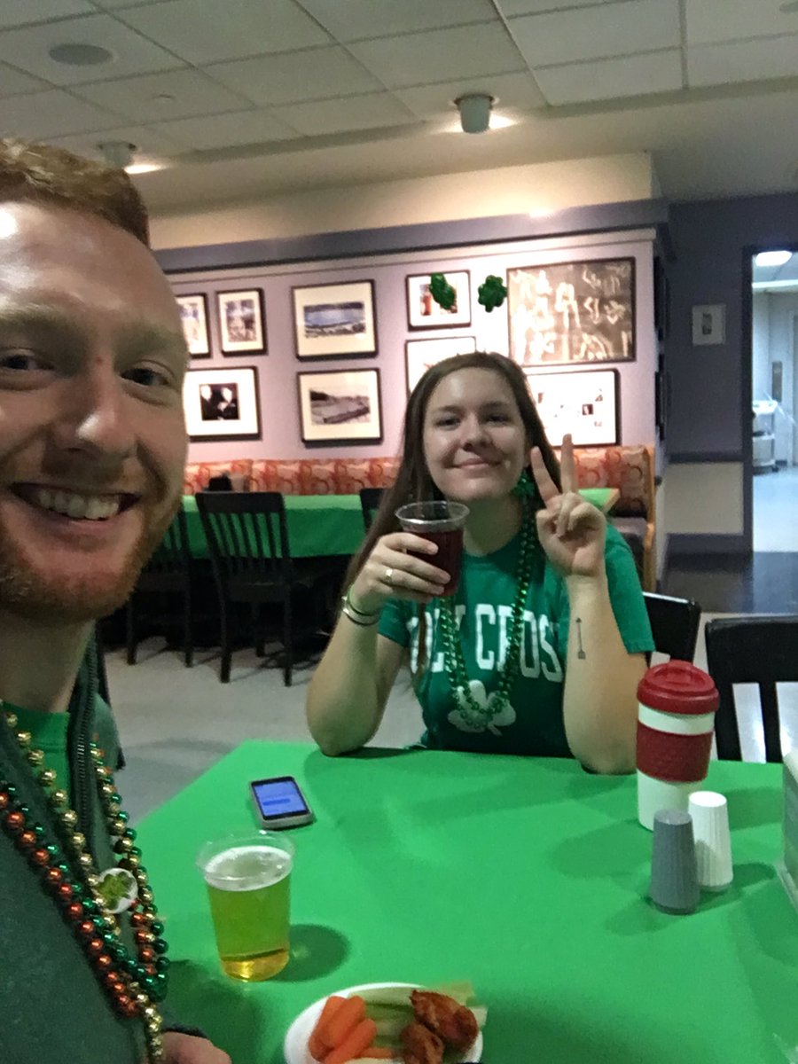 pmaloney94's tweet photo. Only ones in the pub #PubRats #HappyStPatricksDay ๐๐ป๐๐ป๐ฎ๐ช@imsoFRANCIE https://t.co/1VBqOvI8Od