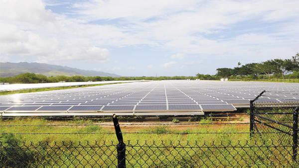 wefficiency's tweet image. Is Hawaii hampering efforts to reach renewable energy goal? bit.ly/21A1xK3. #100PercentRenewable