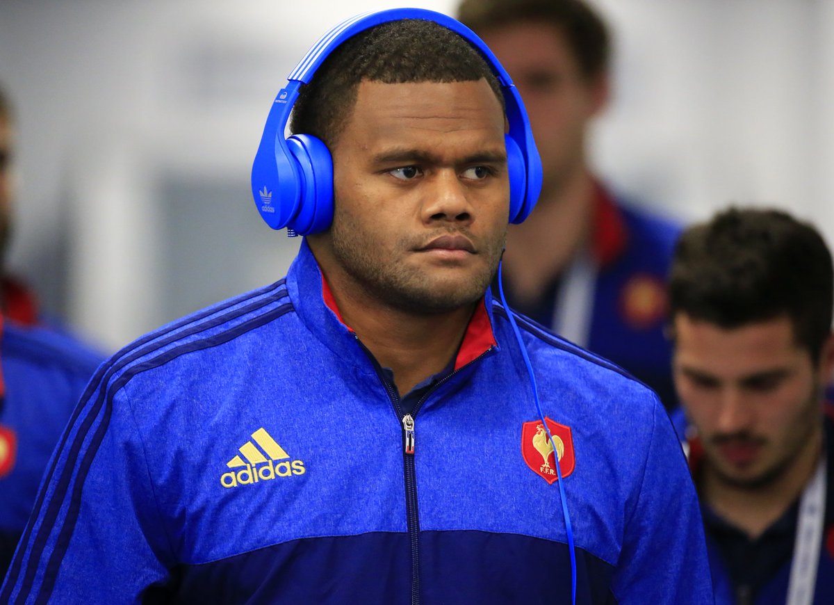 FranceRugby's tweet photo. #XVdeFrance Les Bleus sont concentrés. En route pour écrire l’histoire du XV de France! Grandir ensemble! #FRAANG https://t.co/LNzqjSaWOC
