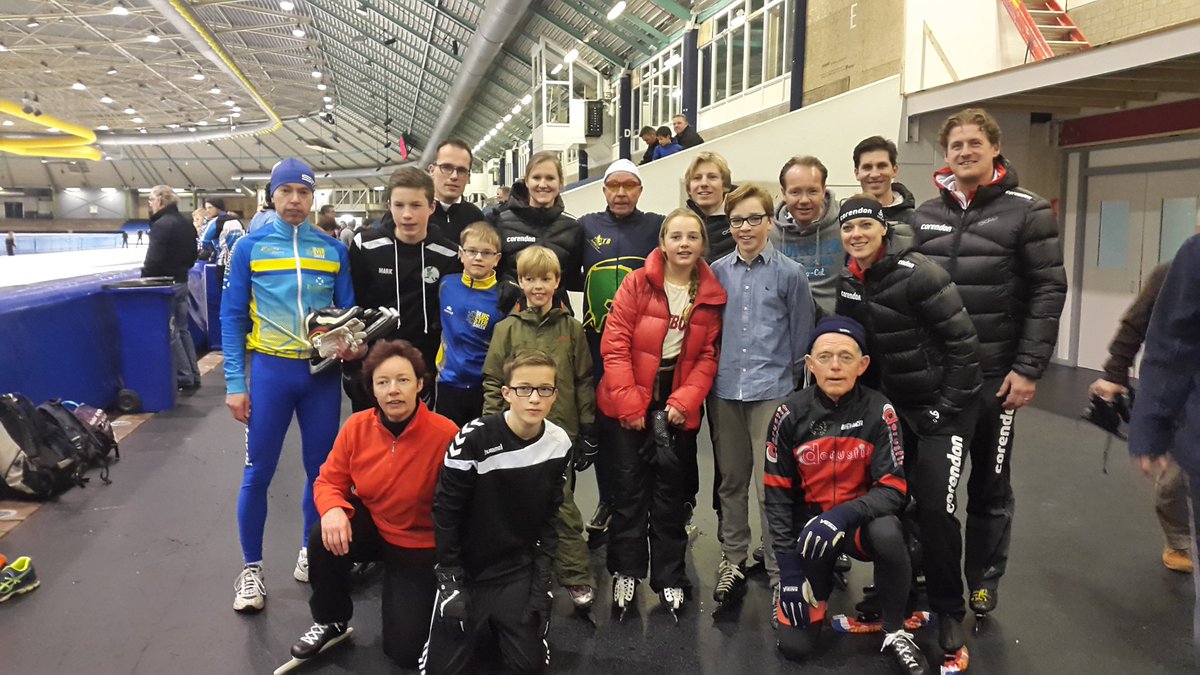 TeamCorendon's tweet image. Superleuke clinic gegeven voor mensen van Strikwerda Investments! Opbrengst is voor @SpierenvSpieren #corendon