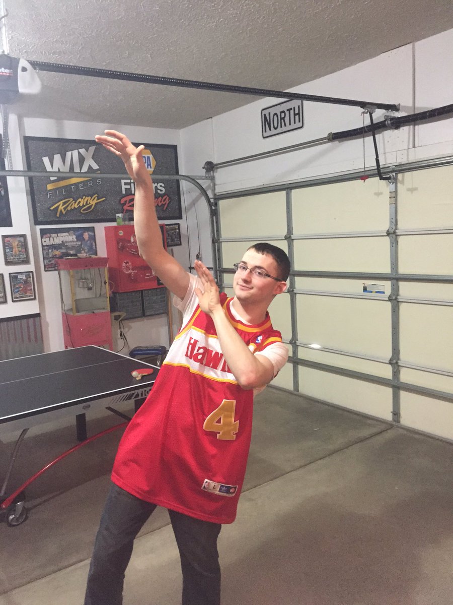 farlesbarkley62's tweet image. #SpudWebb