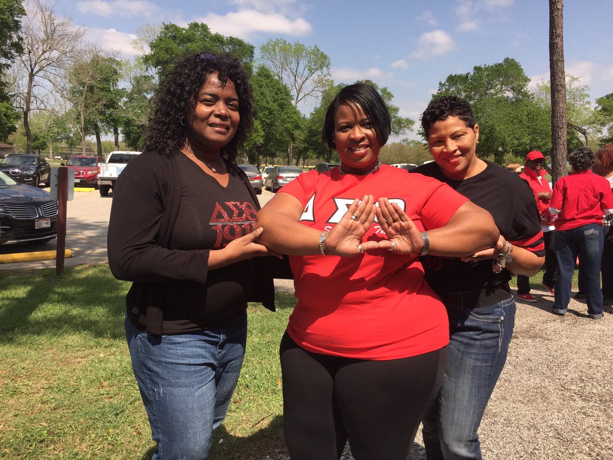 DSTHAC1913's tweet photo. #HACspringpicnic2016 https://t.co/uMxg0mhpqo