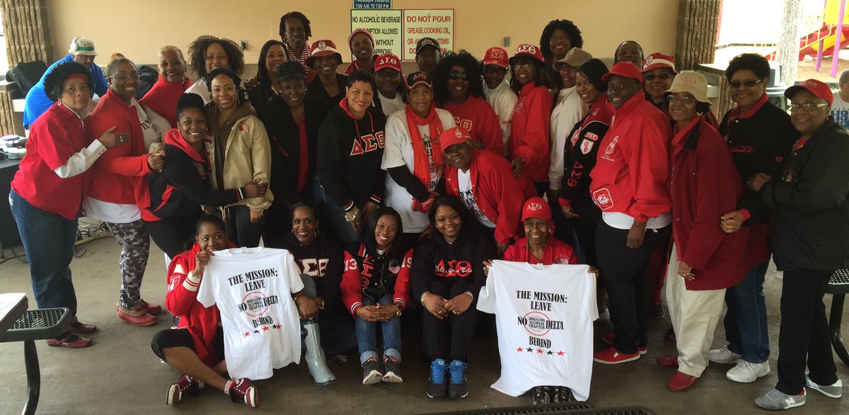 DSTHAC1913's tweet photo. #HACspringpicnic2016 https://t.co/uMxg0mhpqo