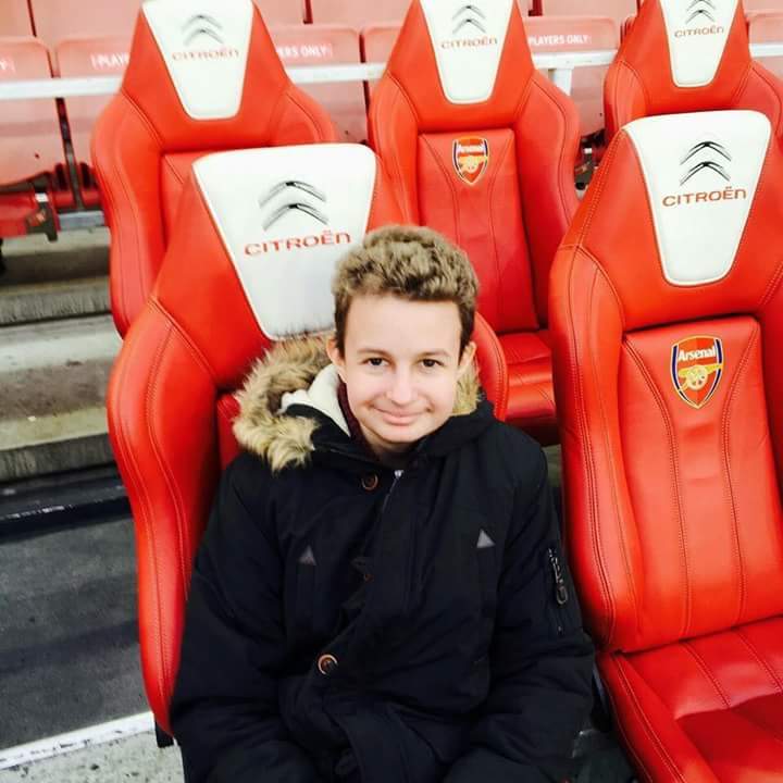 EmmieLouX's tweet photo. @Arsenal Please can you honour Jake (14) who sadly lost his battle with brain cancer this morning.#jakesjourney https://t.co/JHNHEwEMVi