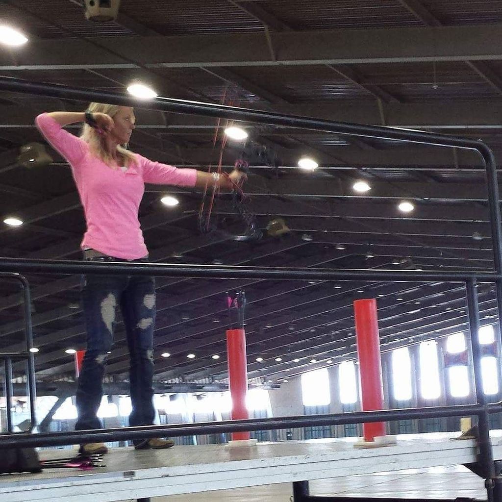 FishCraftUSA's tweet photo. by okbowhuntergirl - Tulsa expo #bowshoot #hunting #fishing #girlswhohunt #girlswhoshoot #girlswhofish #bowhunter #… https://t.co/8QKcqlHpuo
