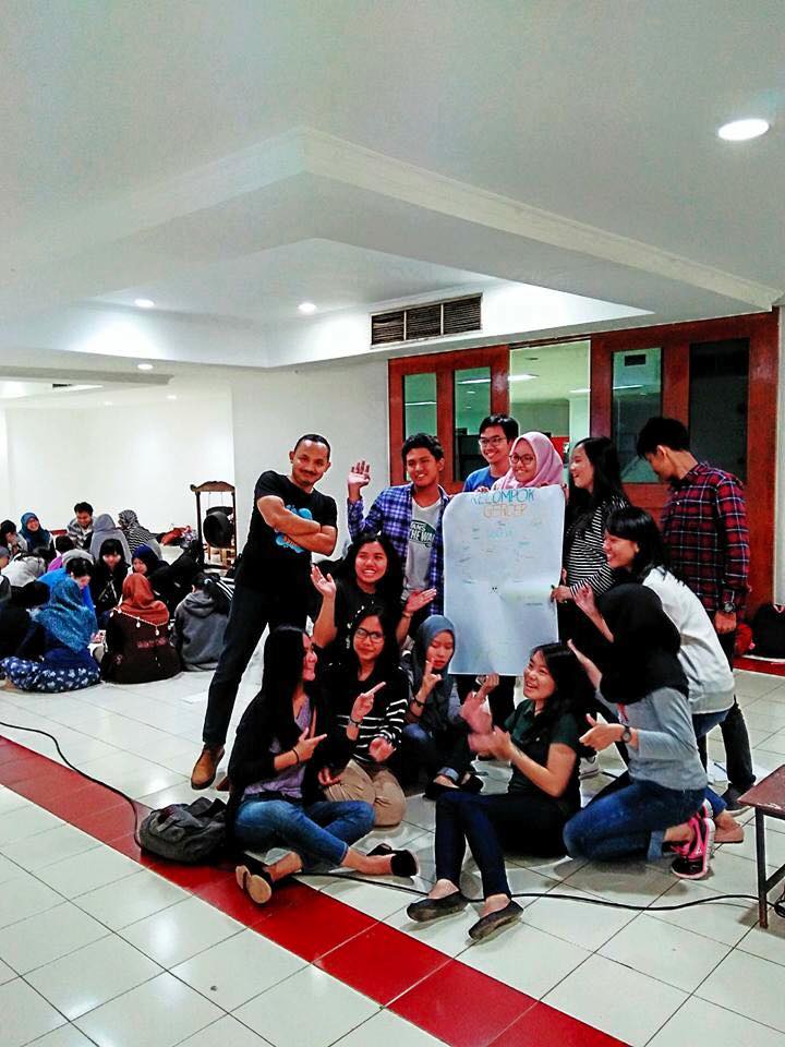 EnglishArtLab's tweet photo. Another poster reflecting our principles of teamwork! #EWB3 =D https://t.co/knbWlKPLf6