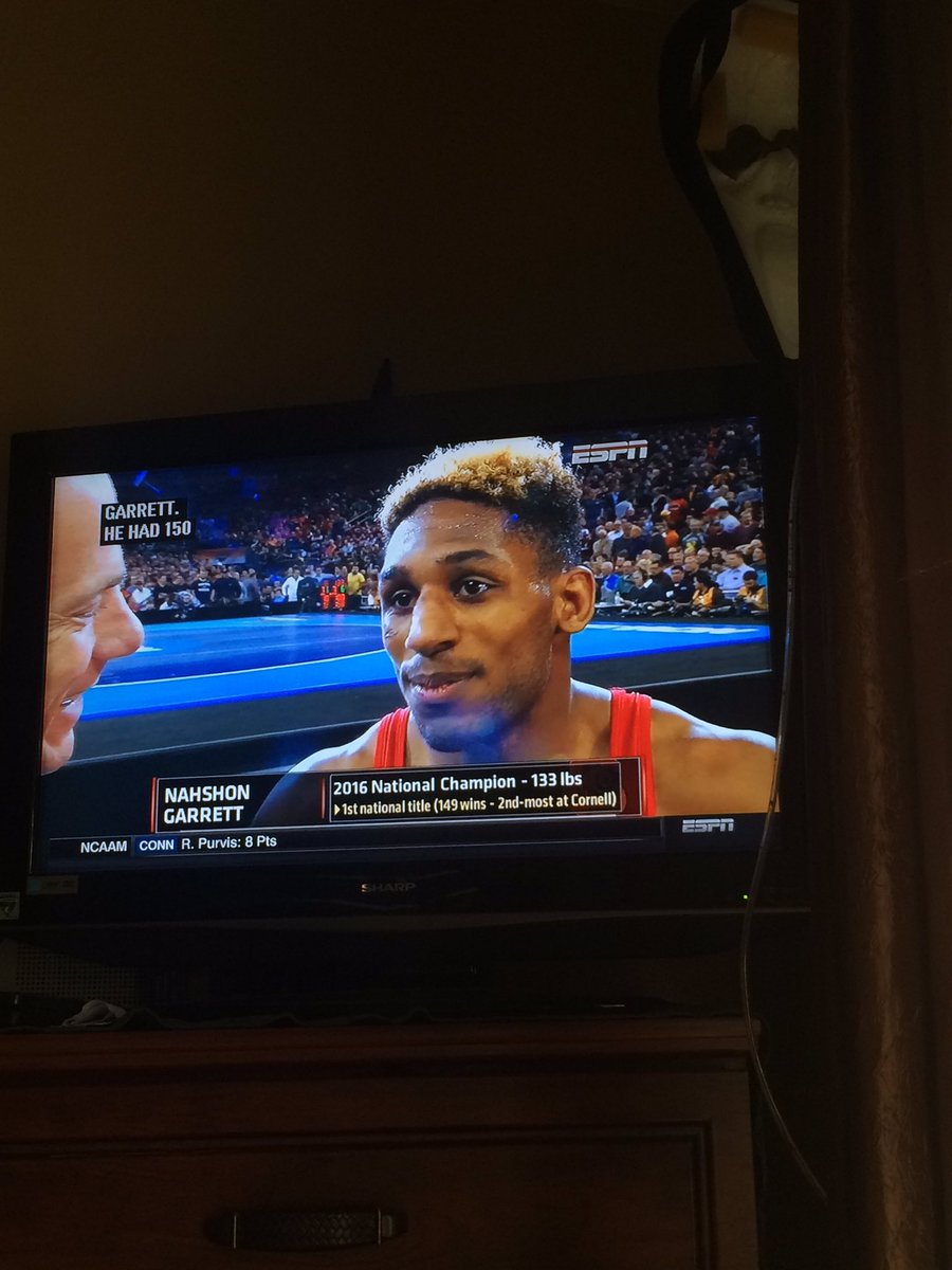 GeorgeMendoza_'s tweet photo. Congrats to this guy! @nahshongarrett #ChicoNative https://t.co/9i7klV7SmG