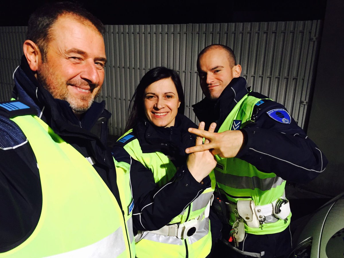 PLdelFrignano's tweet photo. #nightshiftPM fine servizio anche per noi. Buonanotte #frignano #sweetdreams https://t.co/J2OqSGY7DL