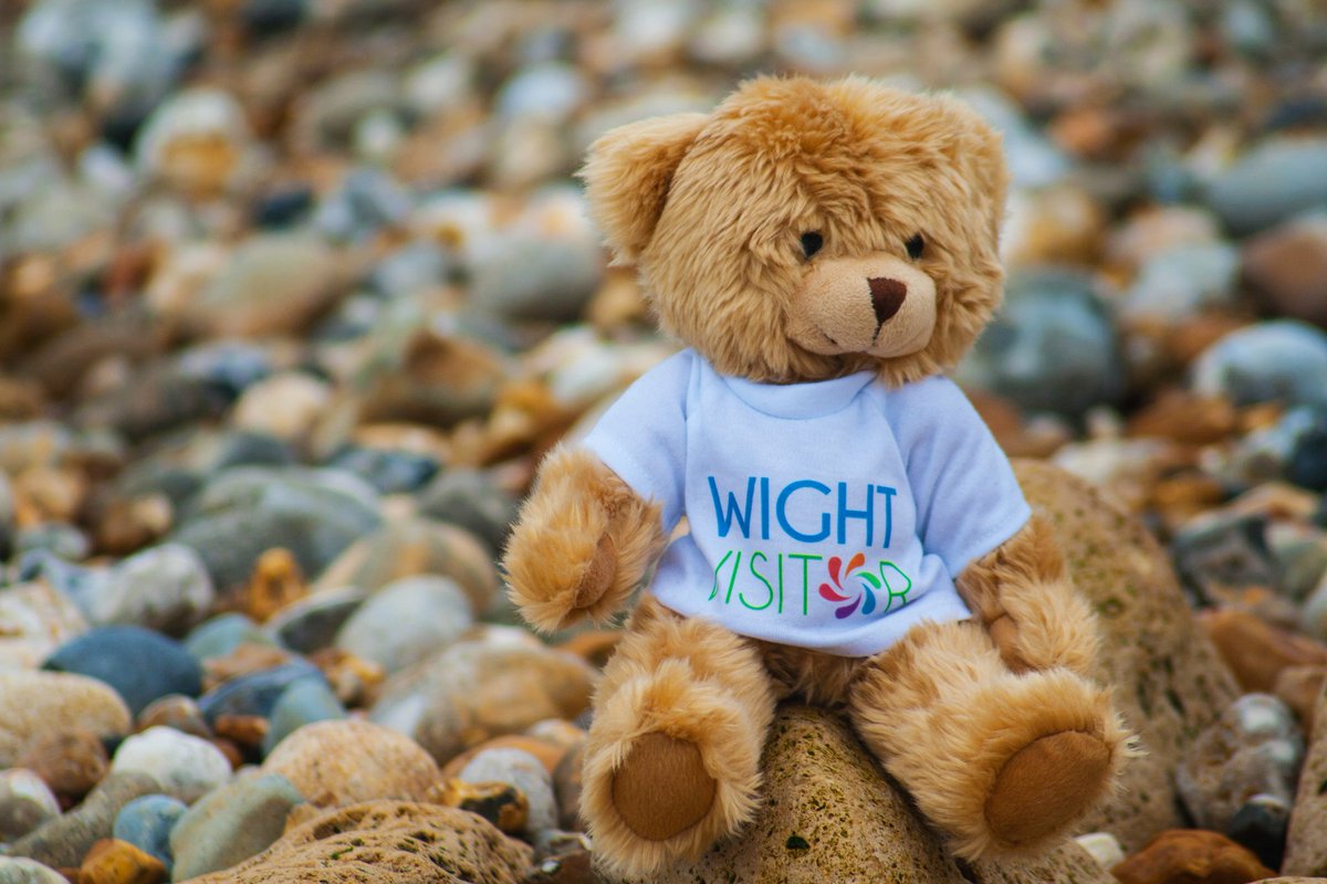 Chilling at #Bembridge Beach #isleofwight #iow #tourism #placestogo