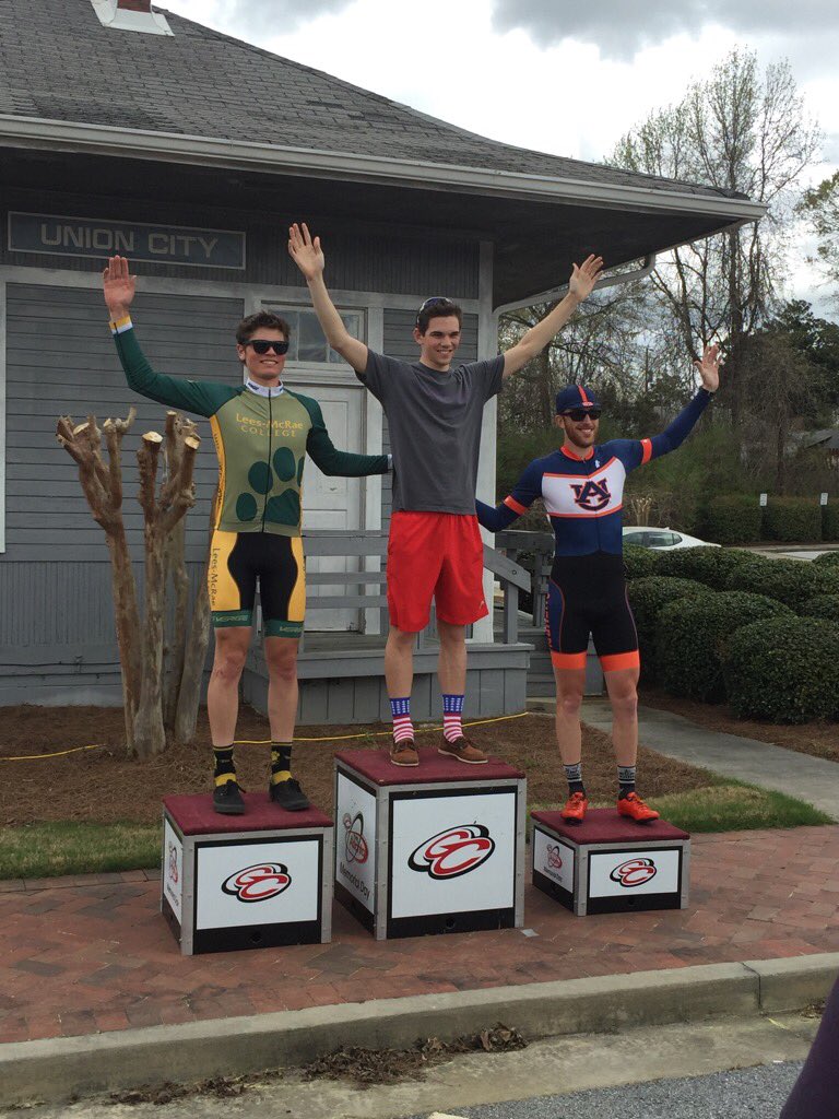 Alec Hoover tweet media