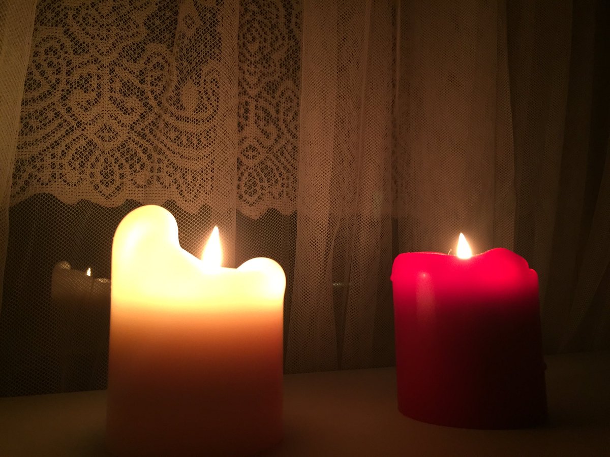 MunaLunaa's tweet photo. Take a moment and appreciate the Earth #EarthHour2016 #ChangeClimateChange #EarthHourIreland https://t.co/RhQdszFcB5
