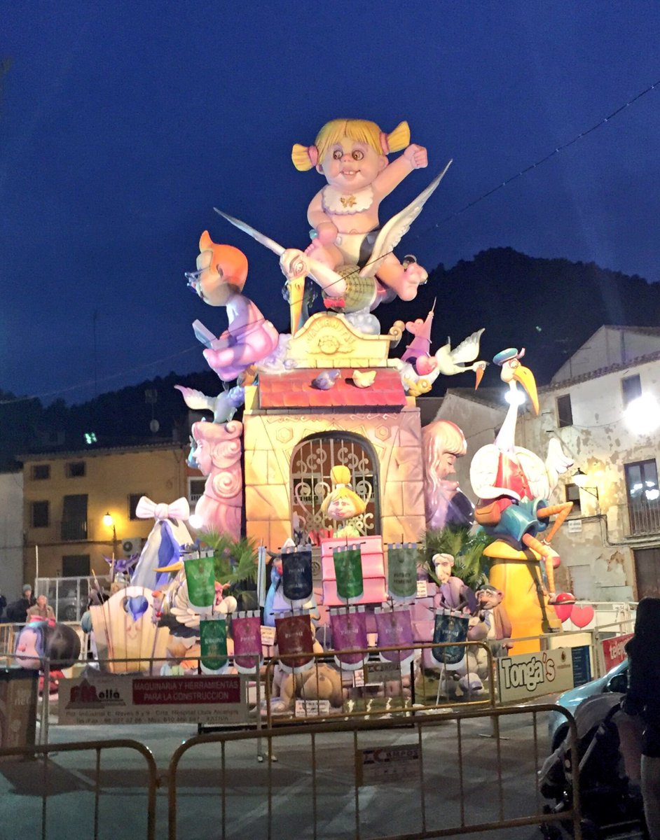 Per a mi, també és la millor falla de #Xàtiva. #FallesUNESCO <a href="/FallaRaval1972/">FALLA RAVAL</a> #fallesXativa