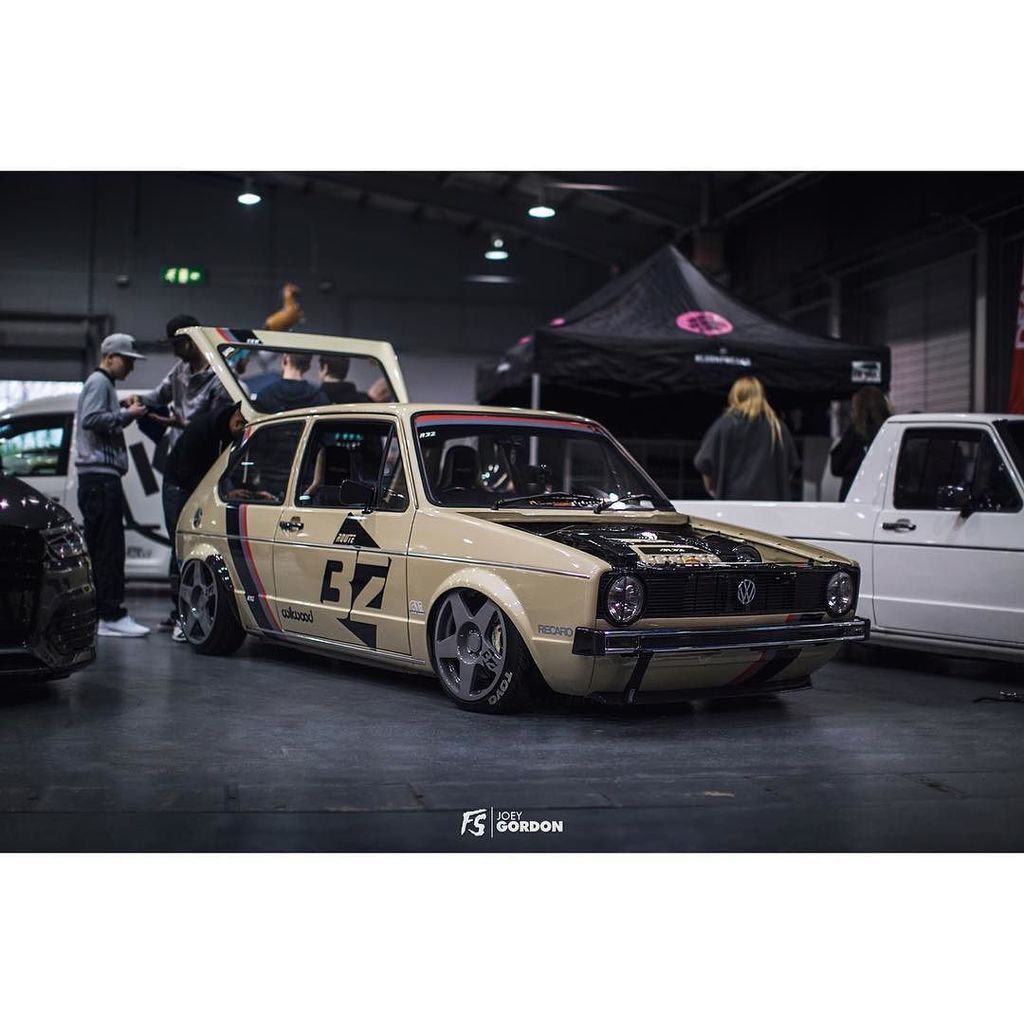 autogruppe's tweet photo. 👤 @route_32_that_mk1_golf_ / 📷 @f3cht
#frameslayers #vrtonline #everythingair #unit85nine #dsrperfection #sourkroa… https://t.co/nuLKSG9GrE