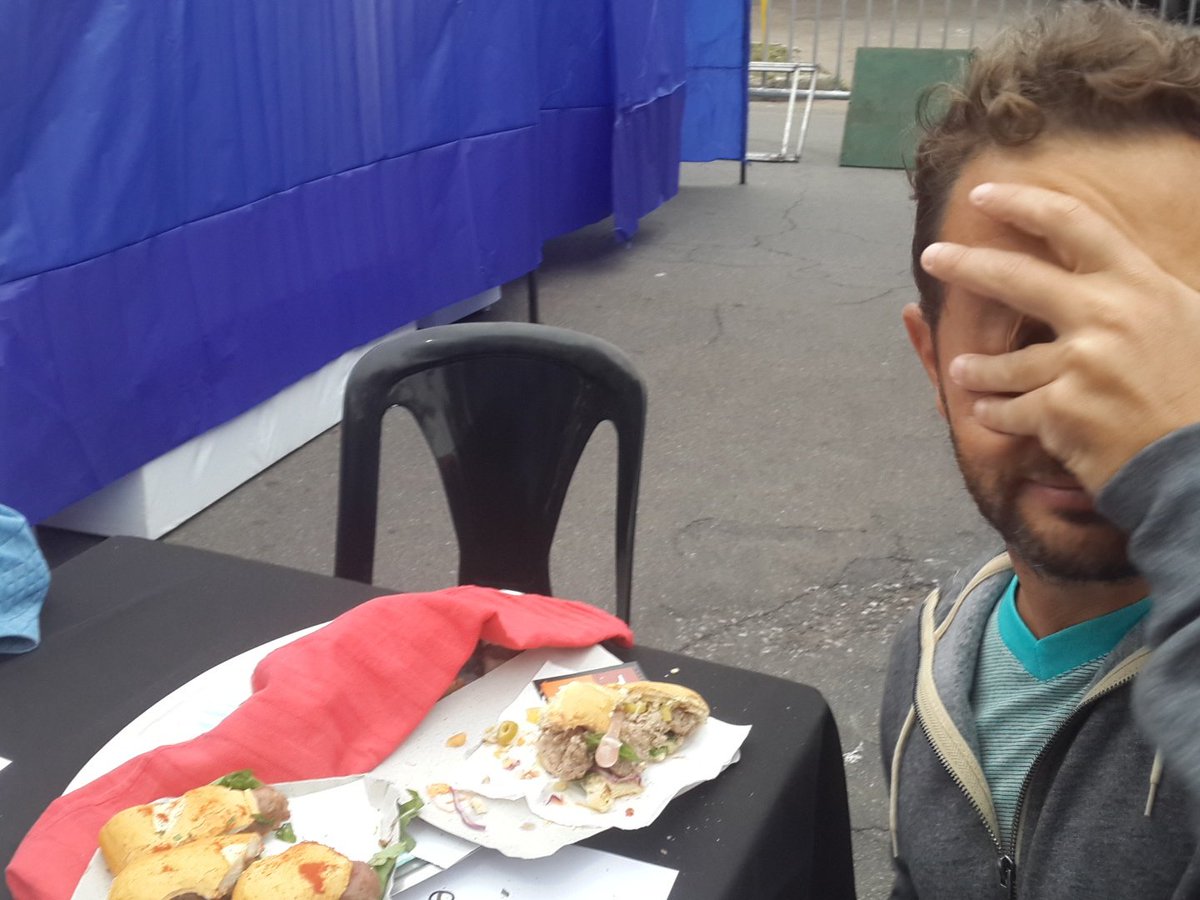 "Seño seño...Acá el jurado <a href="/Diegotabach/">Diego Tabach</a> hizo un DE SAS TRE..."