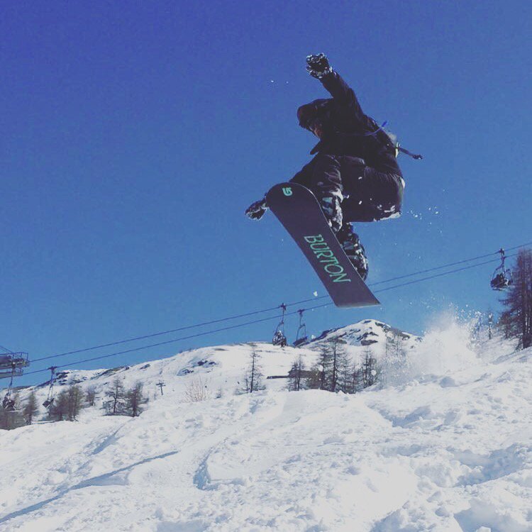 XstreamFitness's tweet photo. High flyer.... #aimhigh  @XstreamFitness #health #fitness https://t.co/8iWYllM1EM