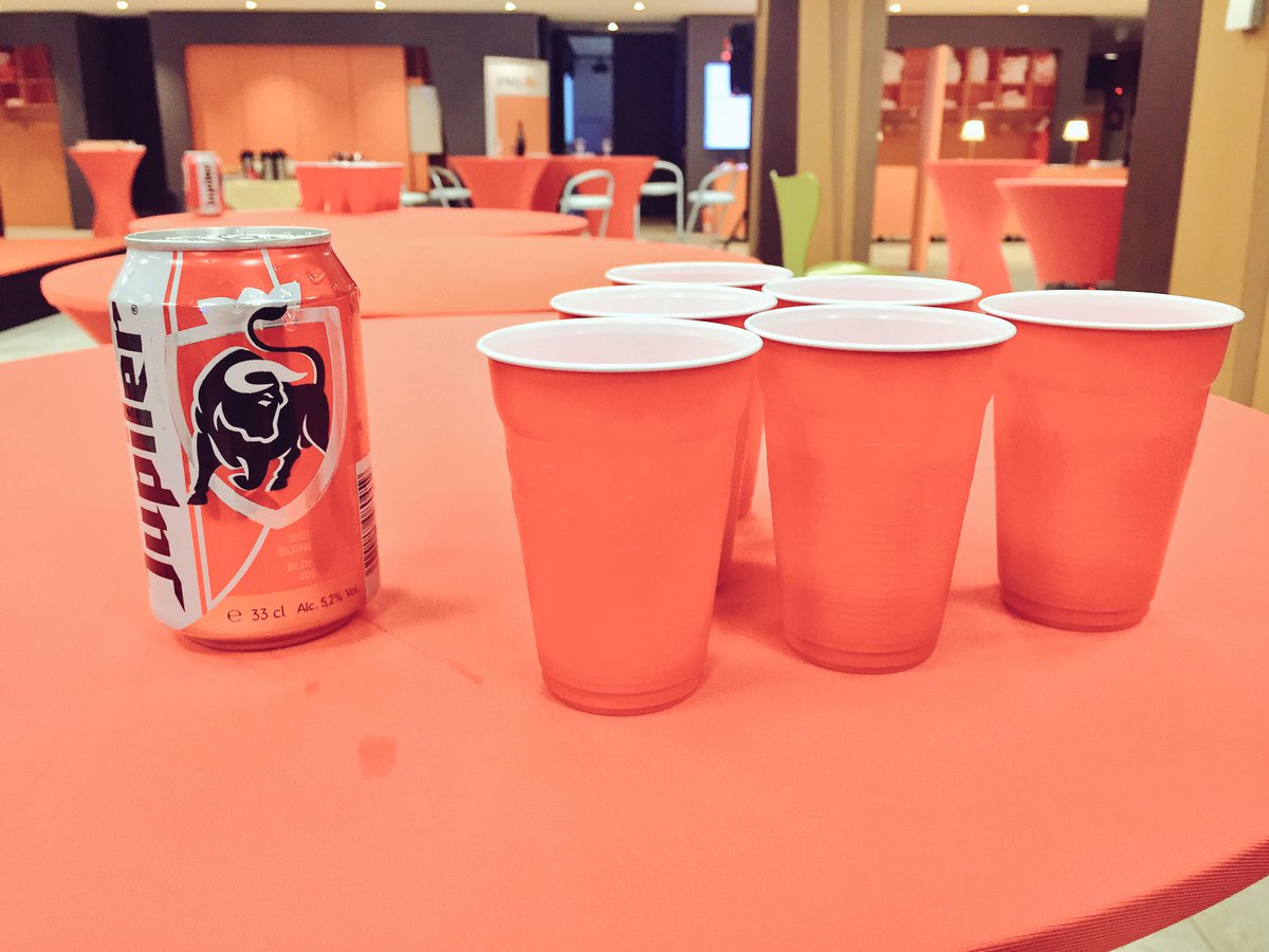 topkerels's tweet photo. Iemand beerpong? #SYTYCC https://t.co/FpSYHNOPZr