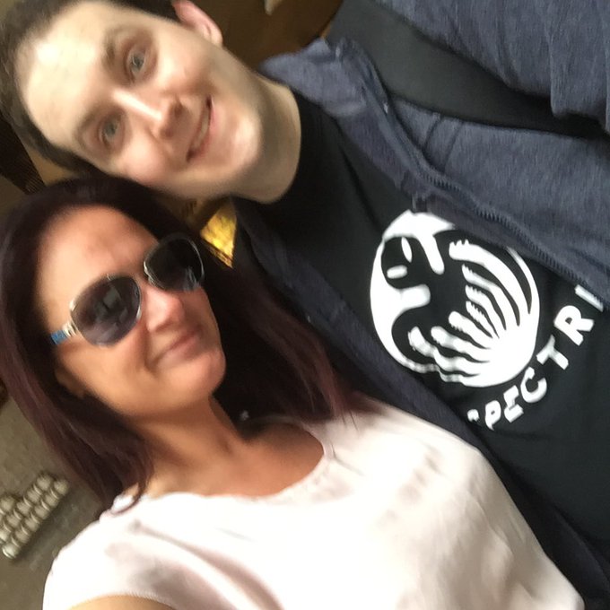 #1fan!!! Put the lotion in the basket🗑 https://t.co/1cpMv2jGog<a href="/tag/1fan"class="tags">#1fan</a>
