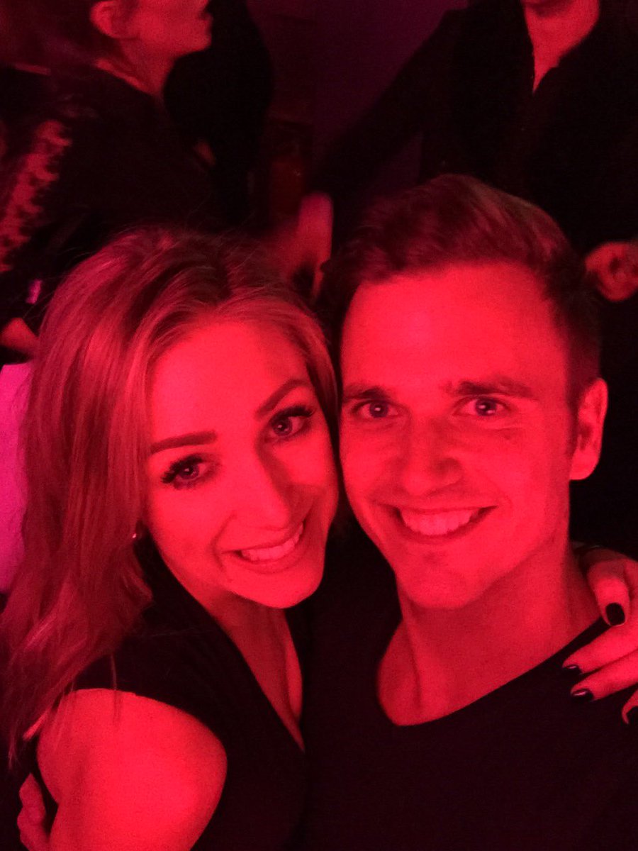 EmmaLouise231's tweet photo. Last Night 🍷🍷 @AndroschJoy  @christopherpym @SamanthaHayesx  ♥️♥️♥️ https://t.co/zmCoVKT7l9
