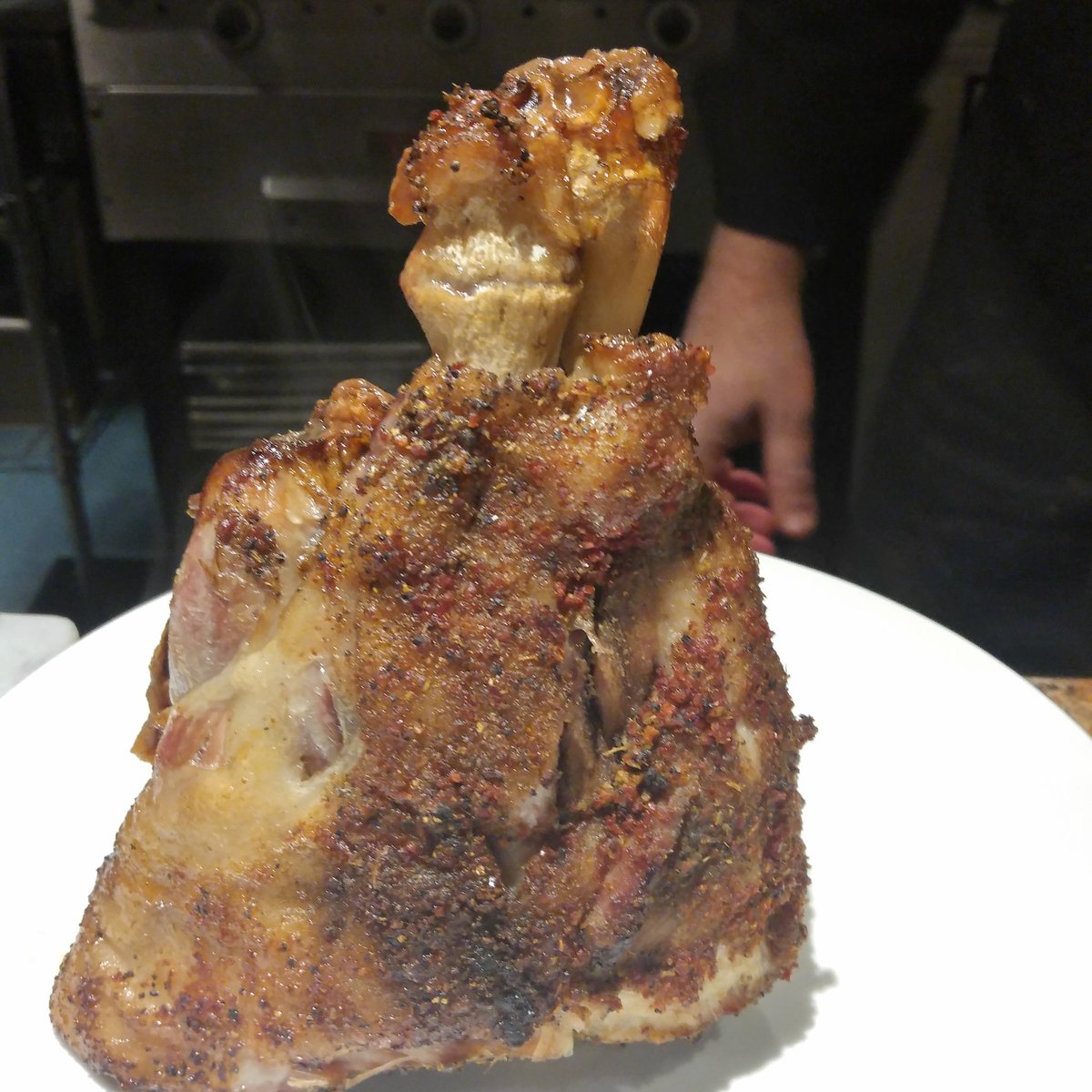bistro1010's tweet photo. Chef David Lewis cooking up Wild Boar Shanks, tonight @bistro1010 
#chefdavidlewis #1010bistro #dininghamilton https://t.co/722iyL0qb4
