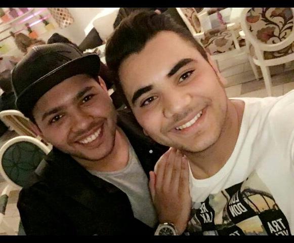 ChahineMagazine's tweet photo. سيلفي النجم #محمد_شاهين مع ��لنجم #نسيم_رايسي
#MohammadChahine 
#Nassimraissi https://t.co/sTq867cD73