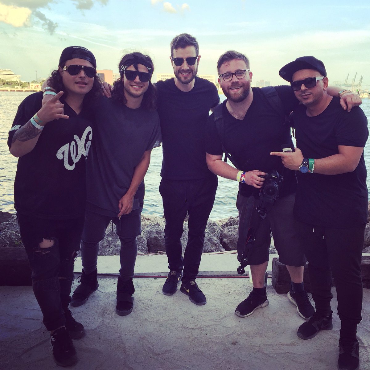 Good times with <a href="/DVBBS/">DVBBS</a> <a href="/ultra/">Ultra Music Festival</a> day 2 🙏🏼🇺🇸