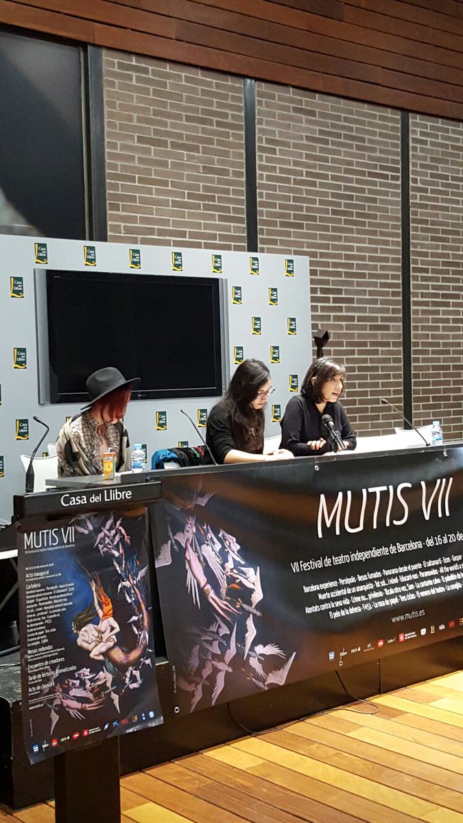 festivalMUTIS's tweet photo. Lectura dramatizada de La musa suicida, de Belén Berlin en el Día 4 del #MutisVII en @casadellibro https://t.co/JClloLfAqG