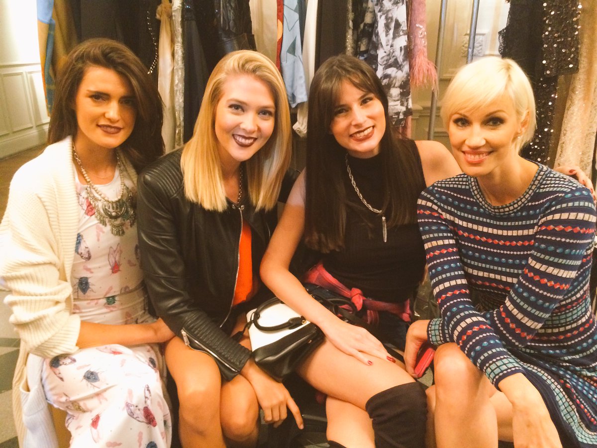 ingridgrudkeok's tweet photo. Back #TigreModaShow @arfashionweek @Ailensiboldi @laurivarola #PriPrete https://t.co/jCC5WJ6SCF