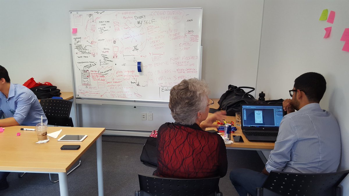 KarenJDay's tweet photo. Last minute prep by Divert Myself #hacknz2016 https://t.co/R24BuwjvIT
