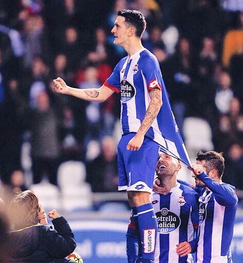 10_luisalberto's tweet photo. Ya nos tocaba disfrutar a todos. Feliz por el @RCDeportivo y contento por volver a marcar. Gran triunfo!!! https://t.co/qcZfVsLXt5