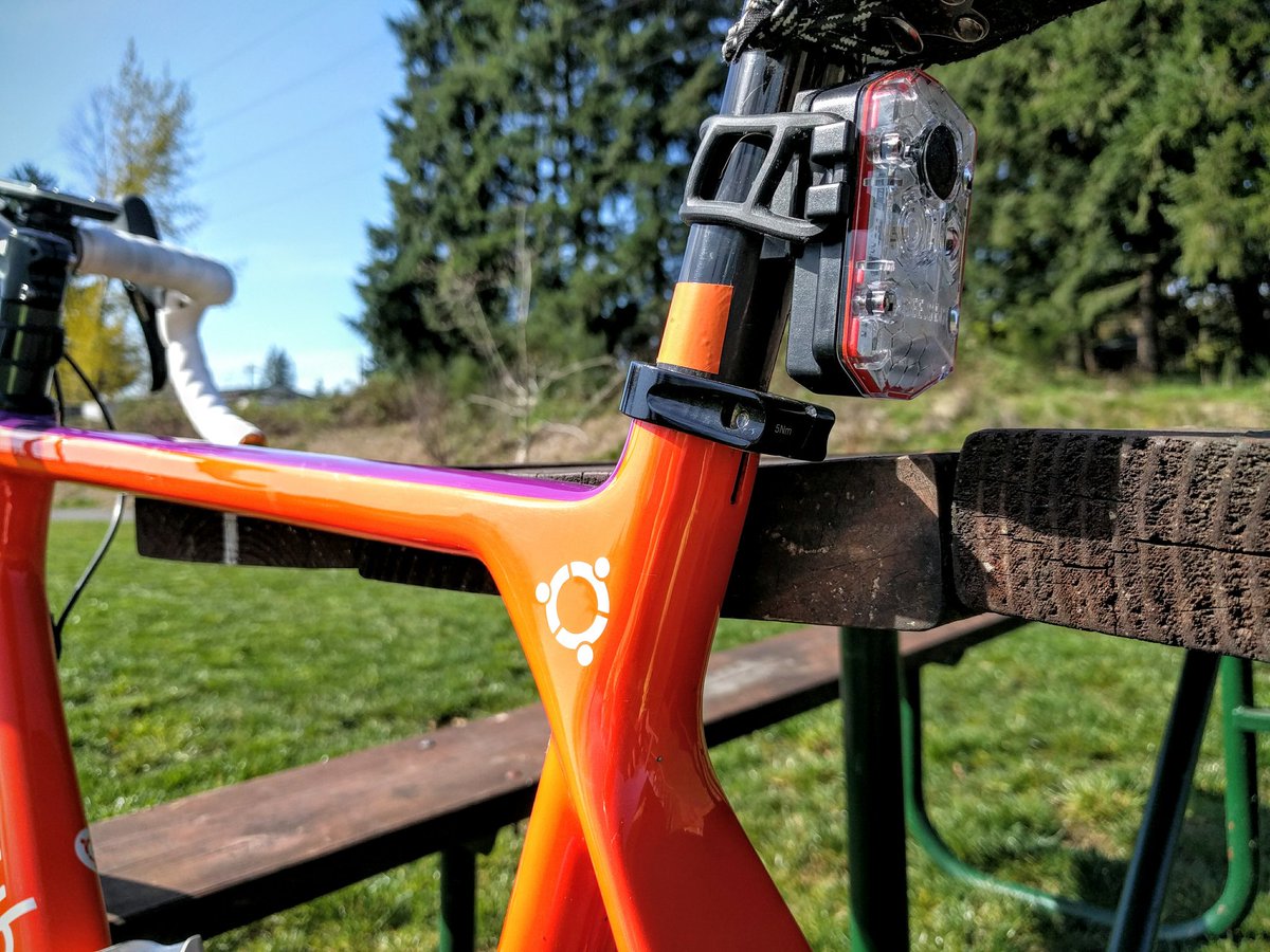 BaumanBill's tweet photo. #UbuntuBike first day out with #IoT enabled #ICONLights from @seesense_cc
@ubuntu @ubuntucloud https://t.co/pbMpKpBQnW