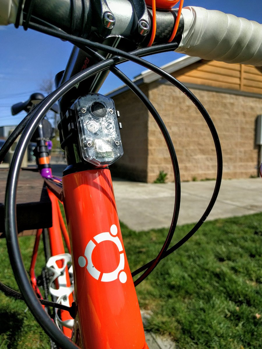 BaumanBill's tweet photo. #UbuntuBike first day out with #IoT enabled #ICONLights from @seesense_cc
@ubuntu @ubuntucloud https://t.co/pbMpKpBQnW