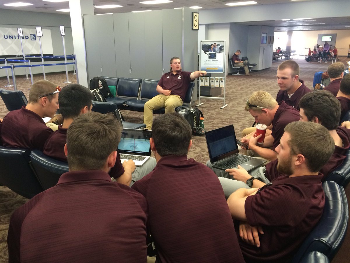 AuggieBaseball's tweet photo. Good luck in the NCAA quarterfinals @AuggieMHockey!We're supporting from Phoenix! #WarAuggie #AuggiePride https://t.co/1rTNfoPAvD