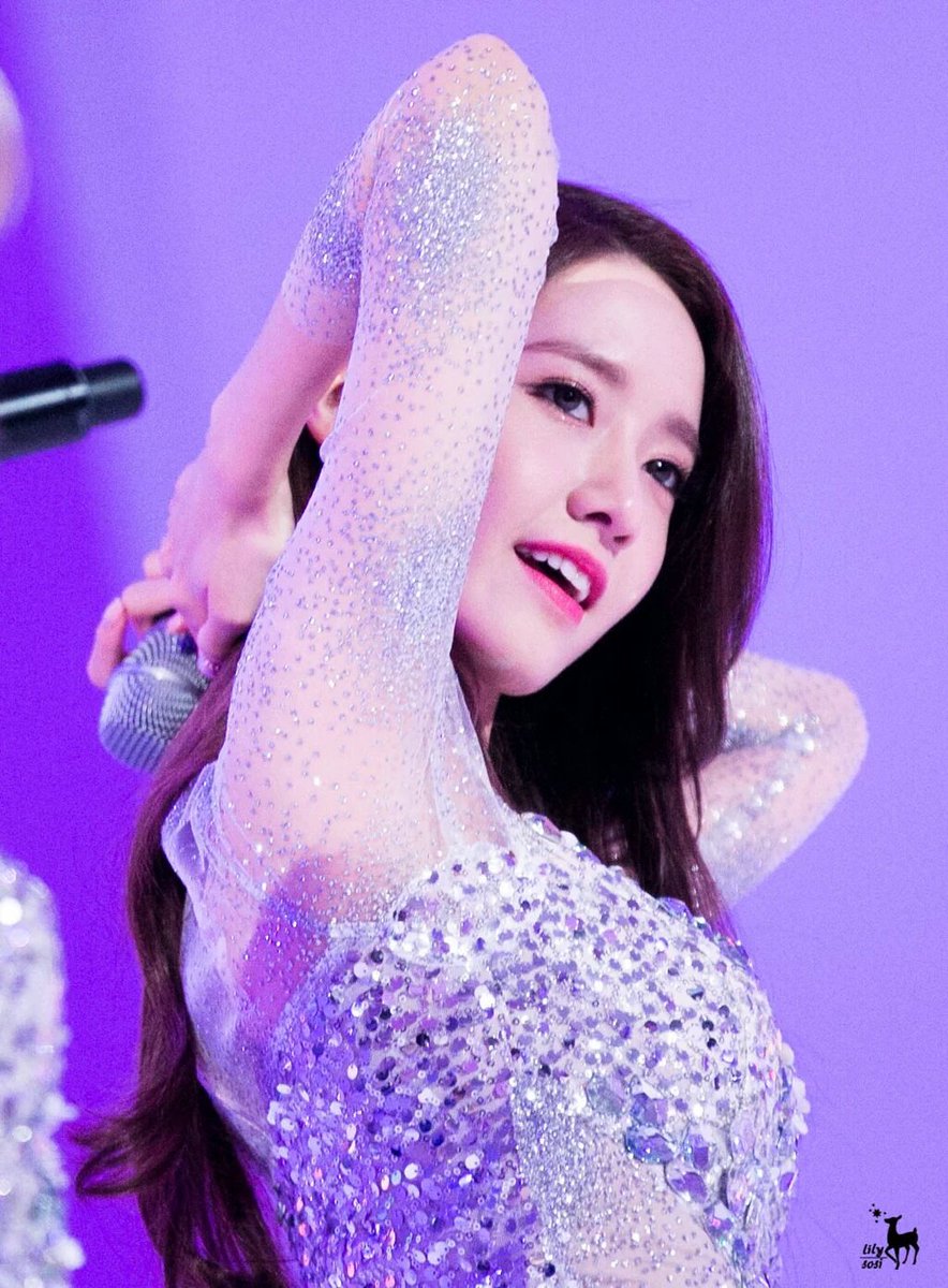 leadbaes's tweet photo. @rilbuoy haloo https://t.co/TwBtb3DqS3