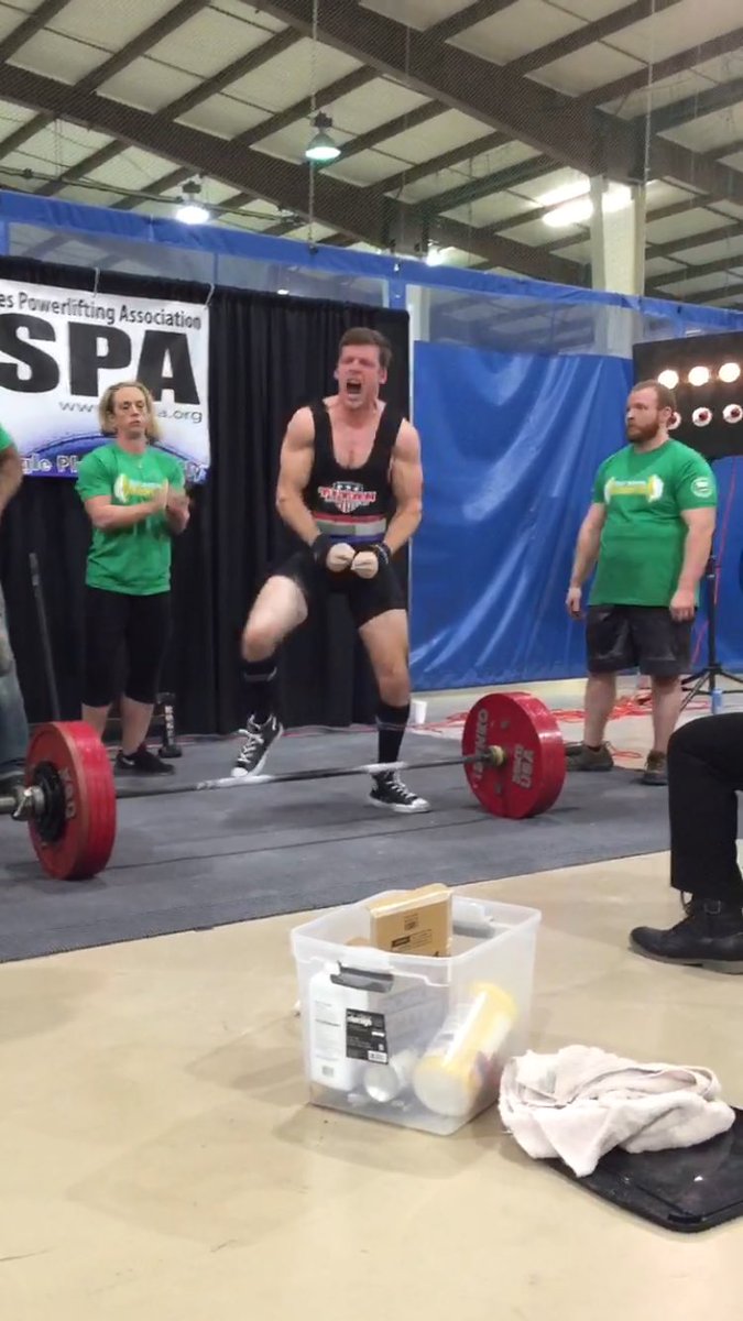 Bro_BGYN's tweet photo. So happy with my raw total today: 1,288 lbs. This picture describes it all. #BigTotal #USPA #PowerLift https://t.co/Hu8bnKScyf