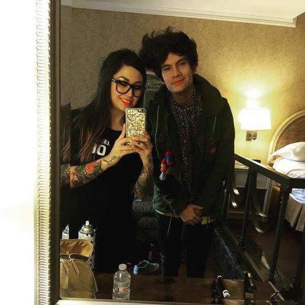 Victoriamvm_'s tweet image. khe jajaja @bryanmouque #evolution #EvolutionCD9IsOut #EvolutionSpotify